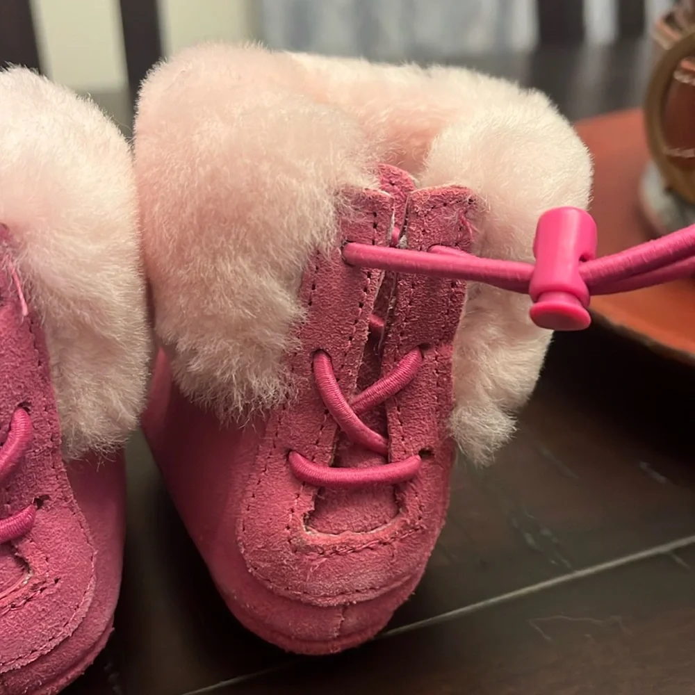 Ugg Australia I Gage Infant Baby Booties Boots Girls Size 0/1 Shoes 0-6 Months